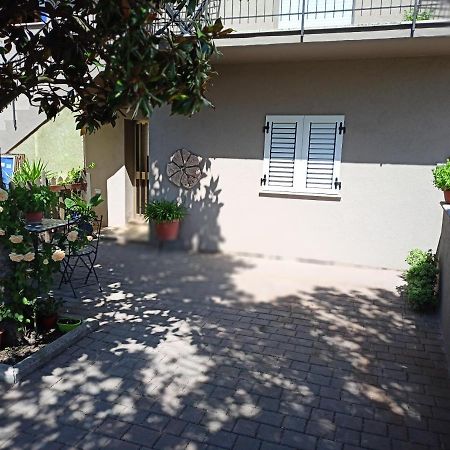 Marco - Camere Con Bagno Privato Vicino Al Centro Foligno Exteriér fotografie