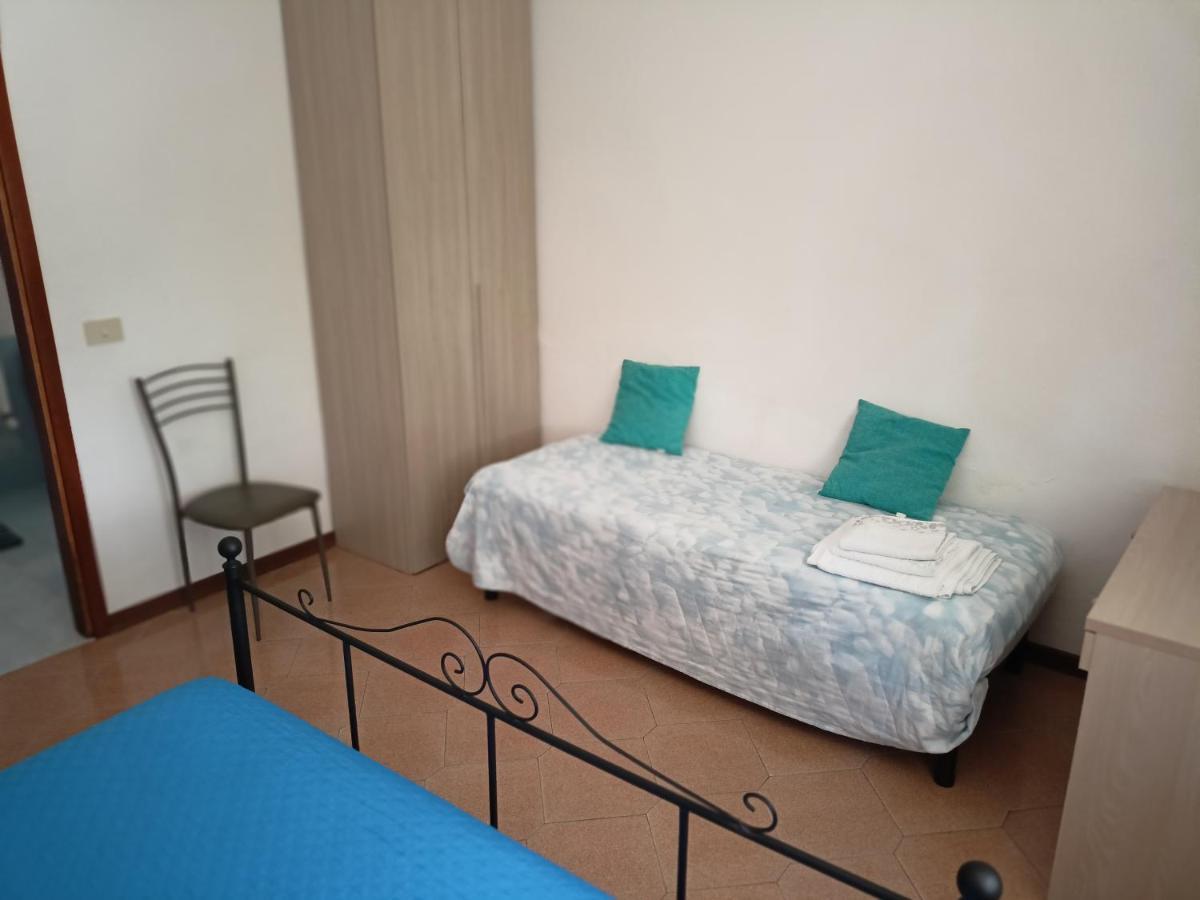 Marco - Camere Con Bagno Privato Vicino Al Centro Foligno Exteriér fotografie