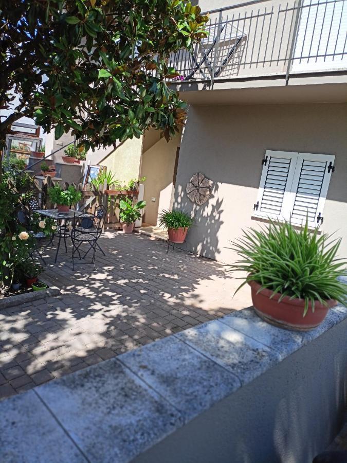Marco - Camere Con Bagno Privato Vicino Al Centro Foligno Exteriér fotografie