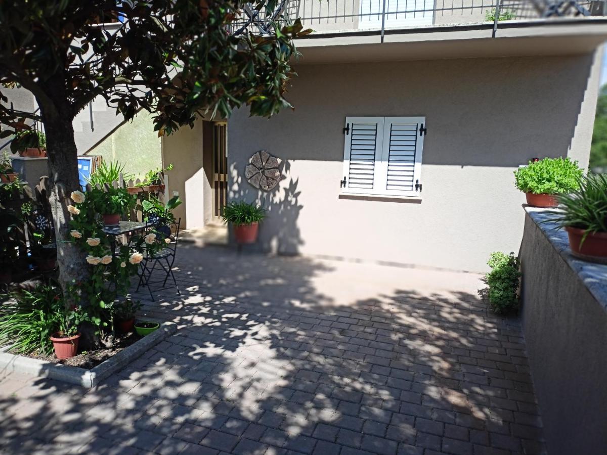 Marco - Camere Con Bagno Privato Vicino Al Centro Foligno Exteriér fotografie